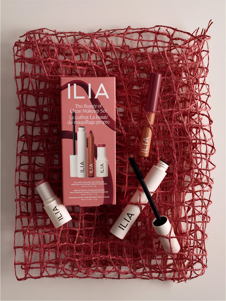 The Beauty of Clean Makeup Set